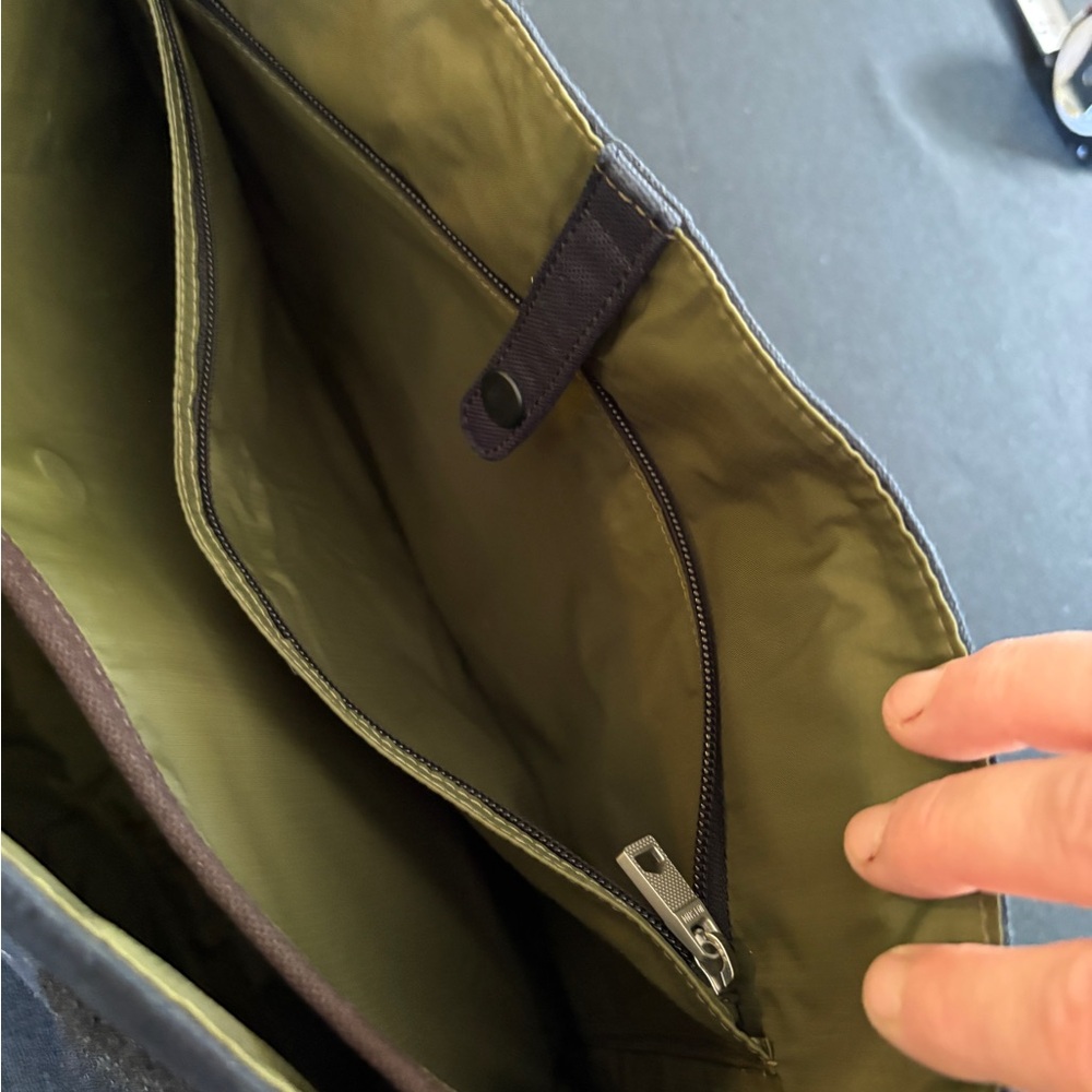 Jack Spade Greene St Canvas Messenger Bag - Picture 12 of 16